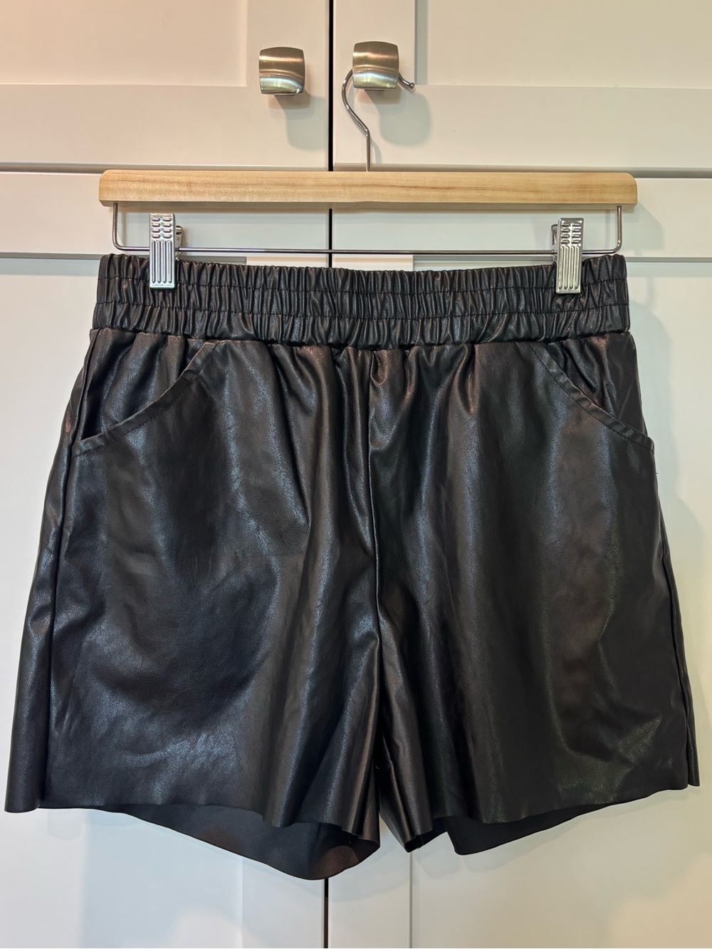 DAZY Black Faux Leather High-Rise Shorts w/ Pockets XL